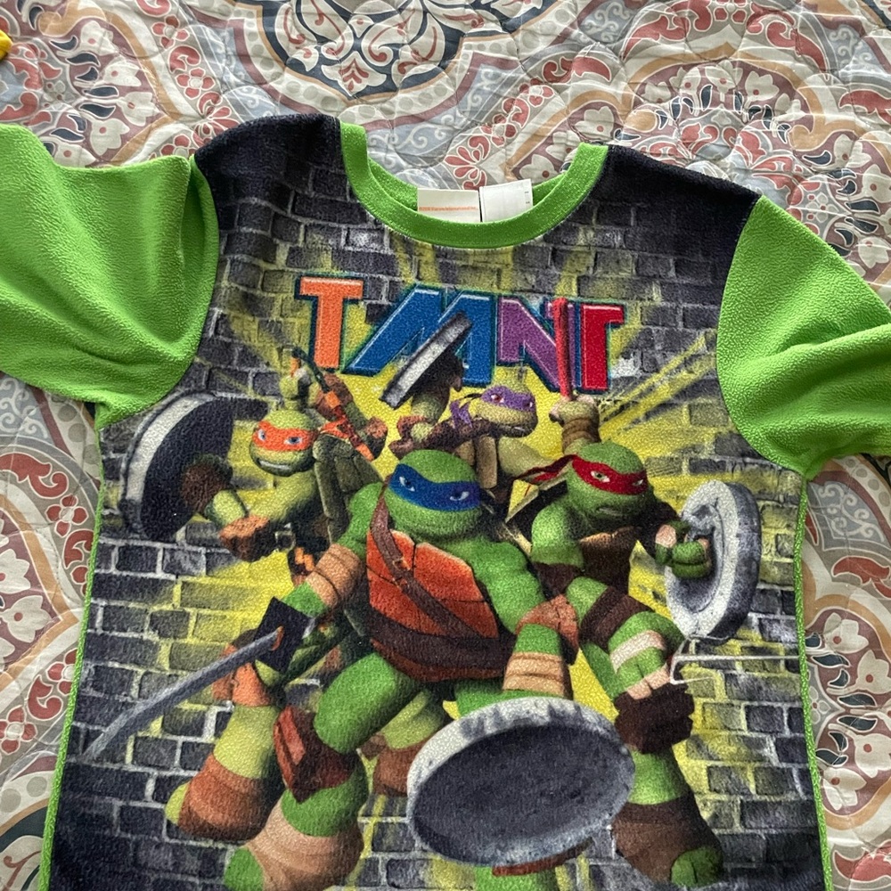 Nickelodeon’s teenage Mutant Ninja Turtles Pj set